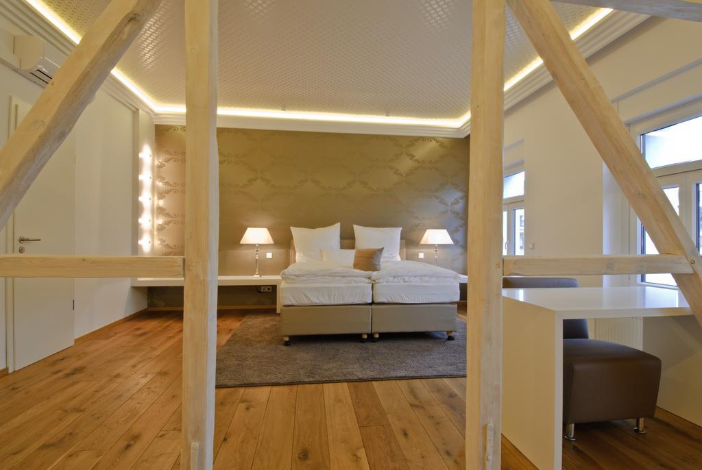 Helvetia Suites Düsseldorf Quarto foto